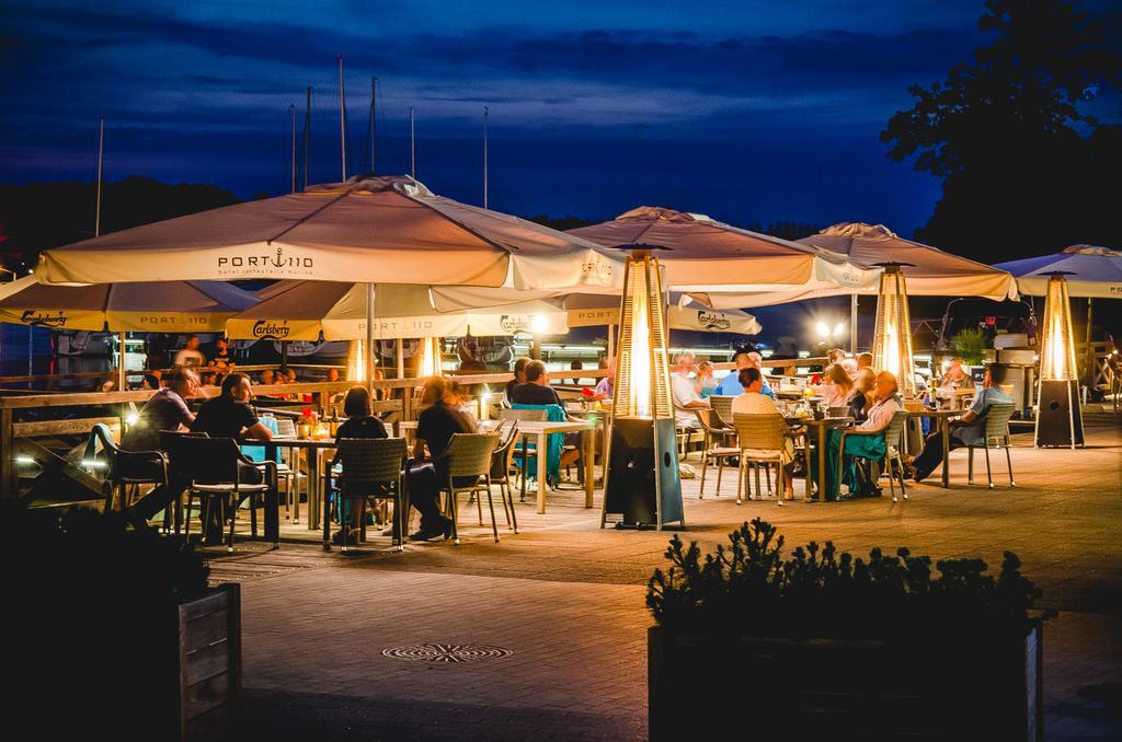 Hotel Port 110 Ilawa Ngoại thất bức ảnh